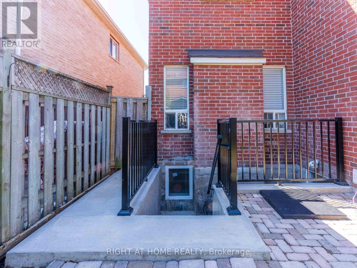 B - 99 Purcell Crescent, Vaughan, ON