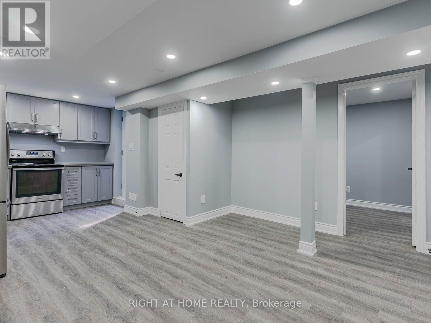 B - 99 Purcell Crescent, Vaughan, ON