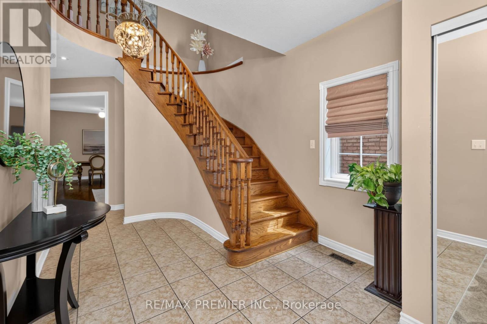 19 Timberwolf Road, Brampton, ON