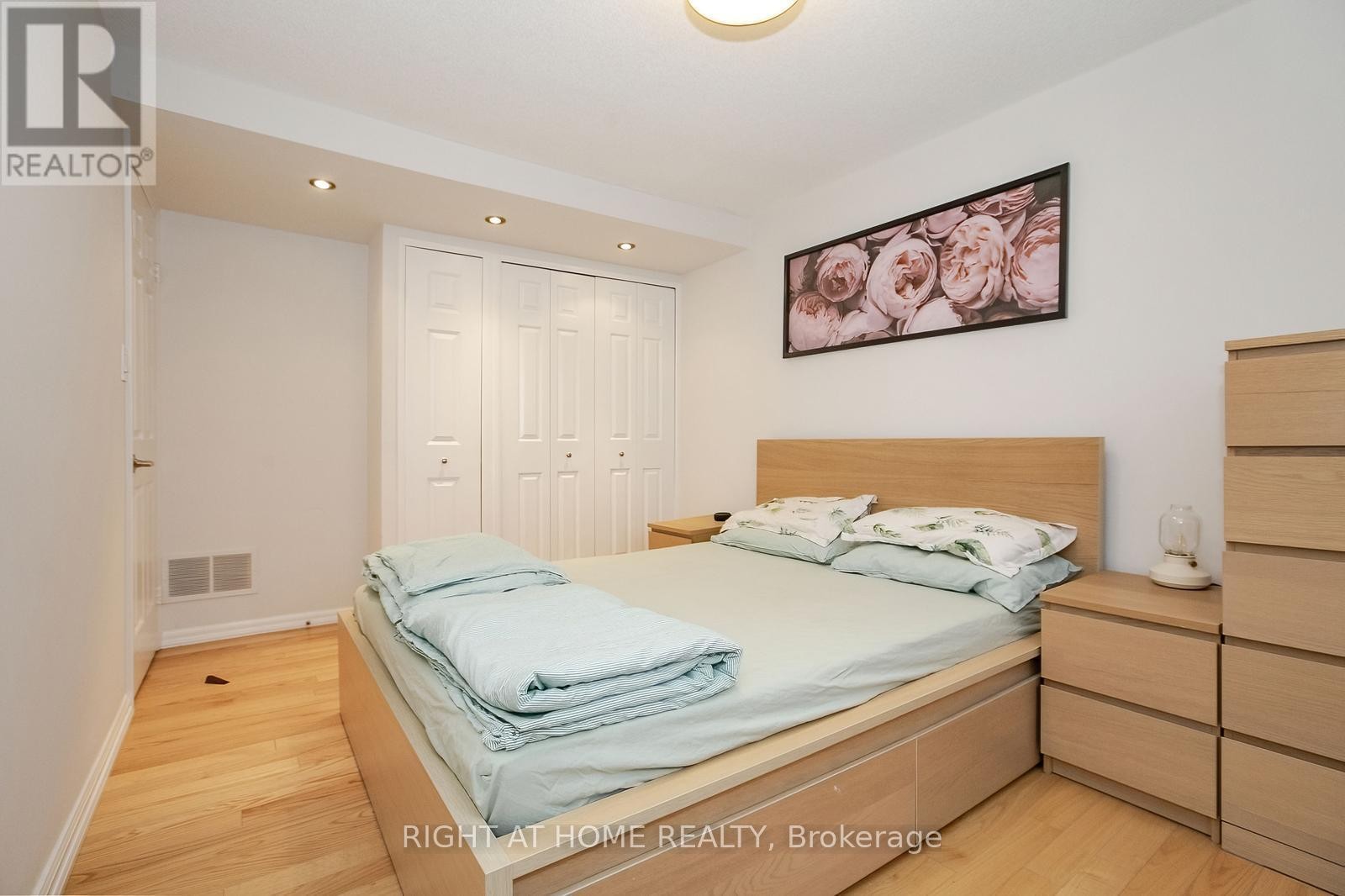 75 - 1080 Walden Circle, Mississauga, ON
