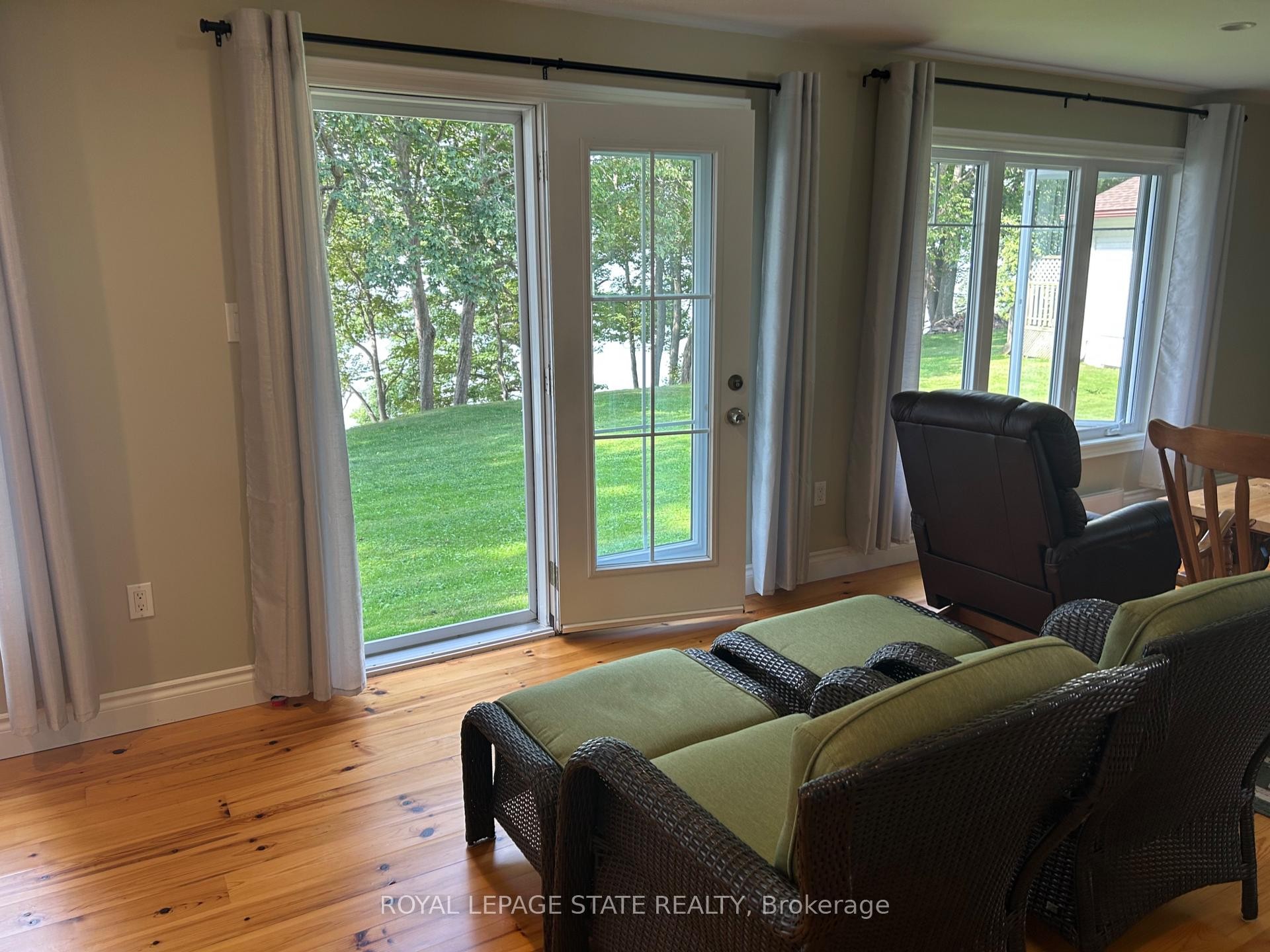 23 Upper Mohawk Point, Haldimand, ON