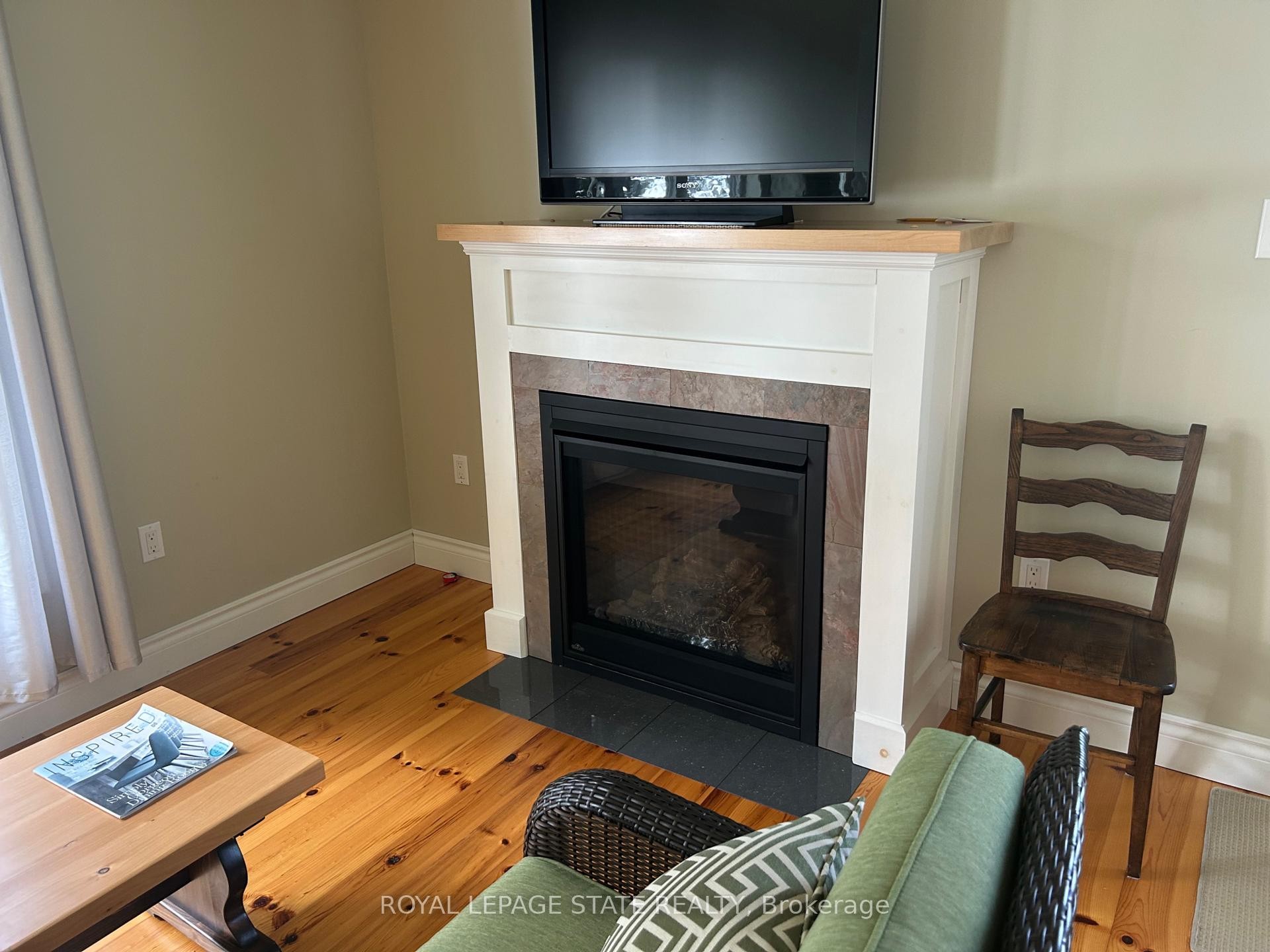 23 Upper Mohawk Point, Haldimand, ON