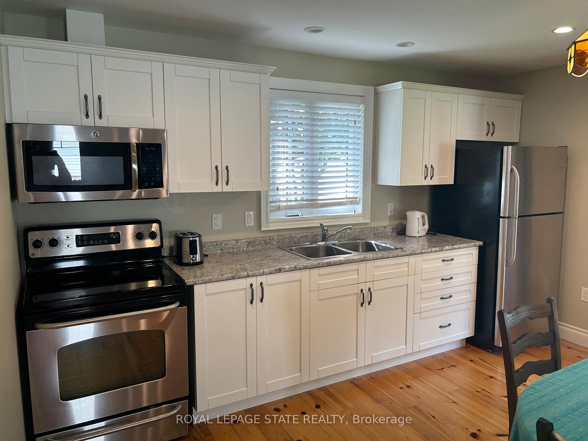 23 Upper Mohawk Point, Haldimand, ON