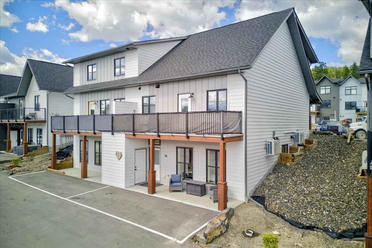 46-2098 Pine Tree Way, Invermere, BC