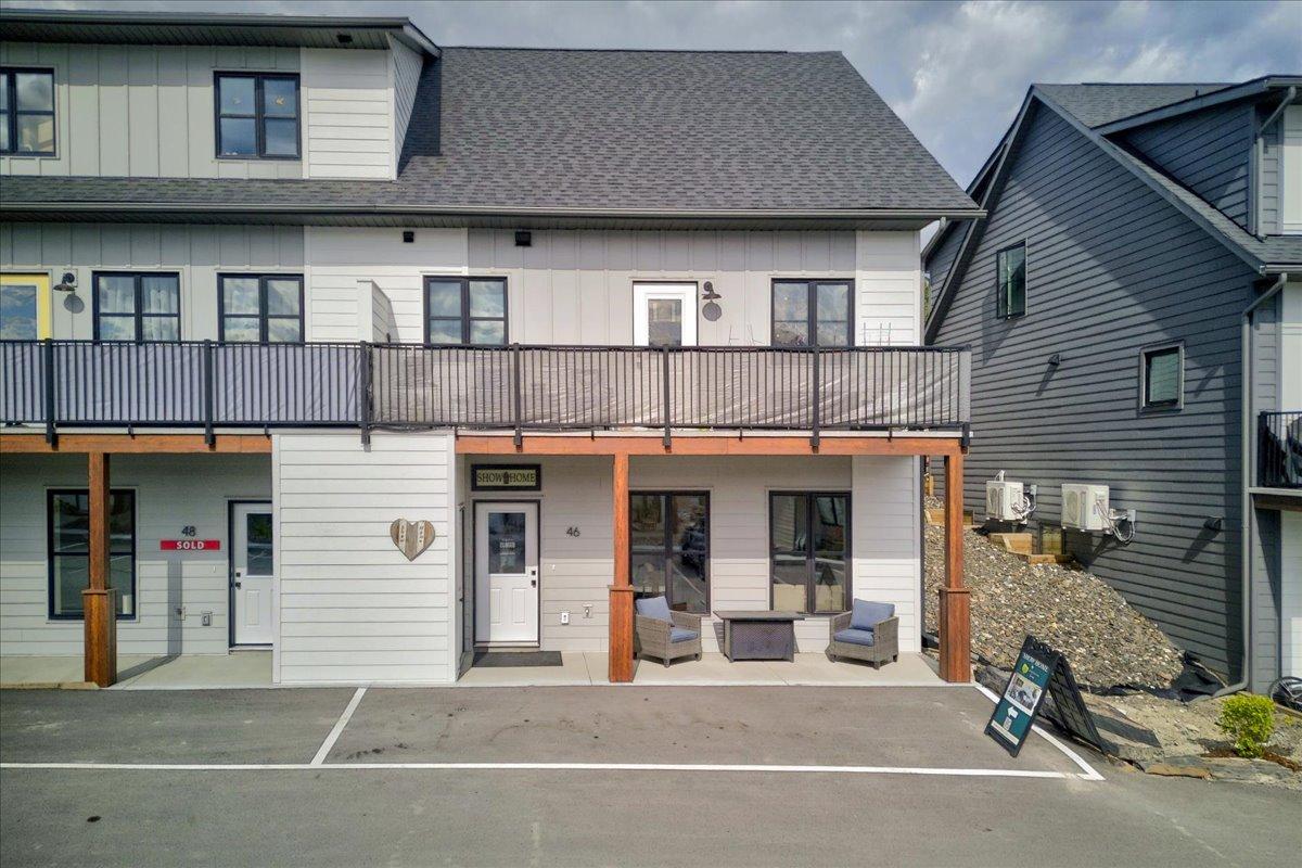 46-2098 Pine Tree Way, Invermere, BC