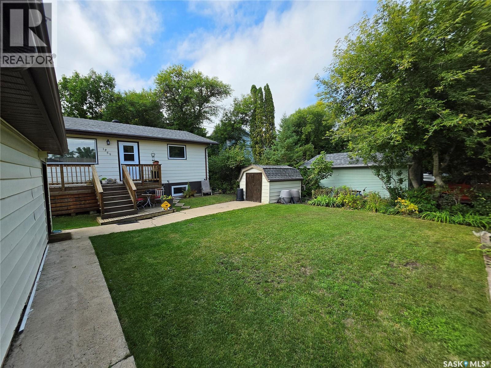 1255 Grand Avenue, Buena Vista, SK
