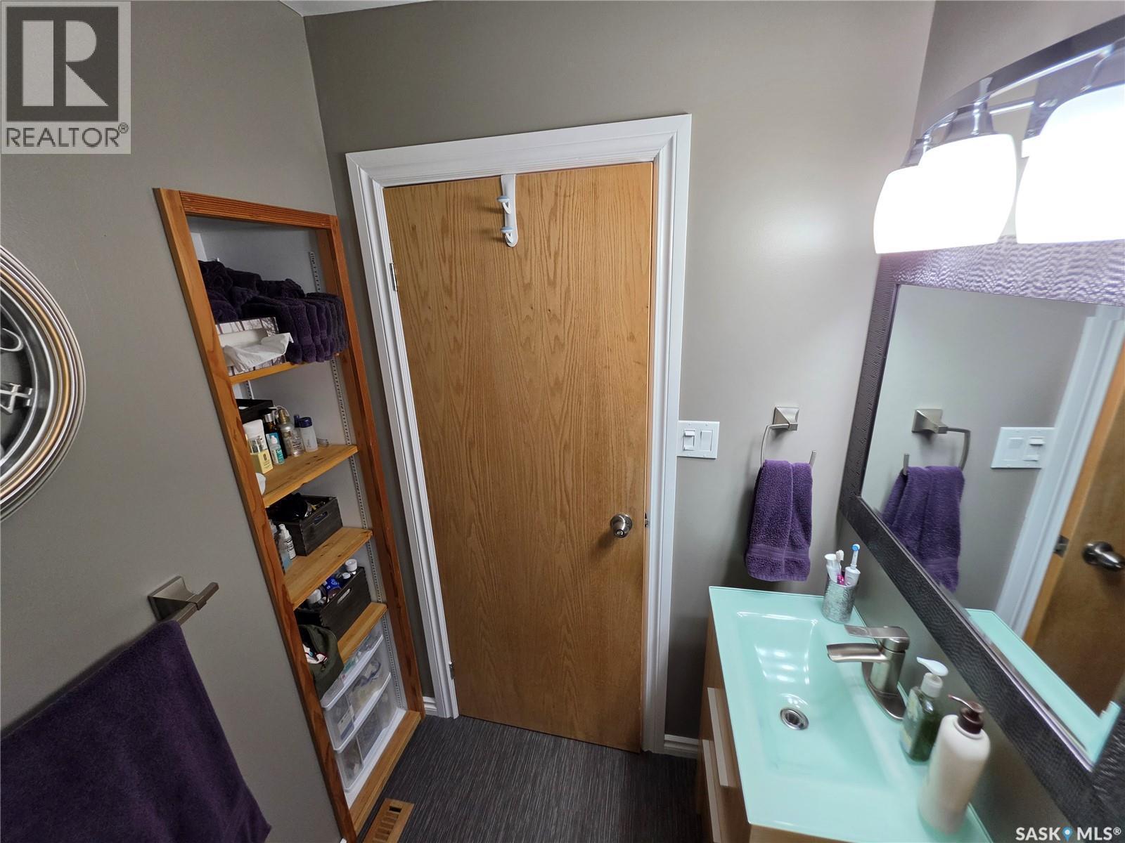 1255 Grand Avenue, Buena Vista, SK