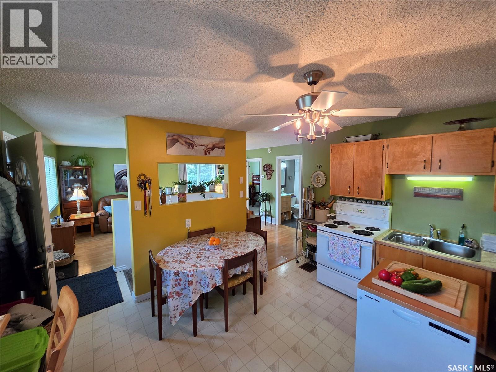 1255 Grand Avenue, Buena Vista, SK
