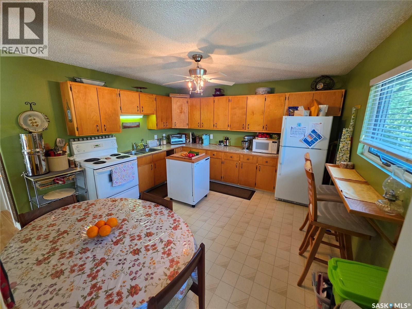 1255 Grand Avenue, Buena Vista, SK