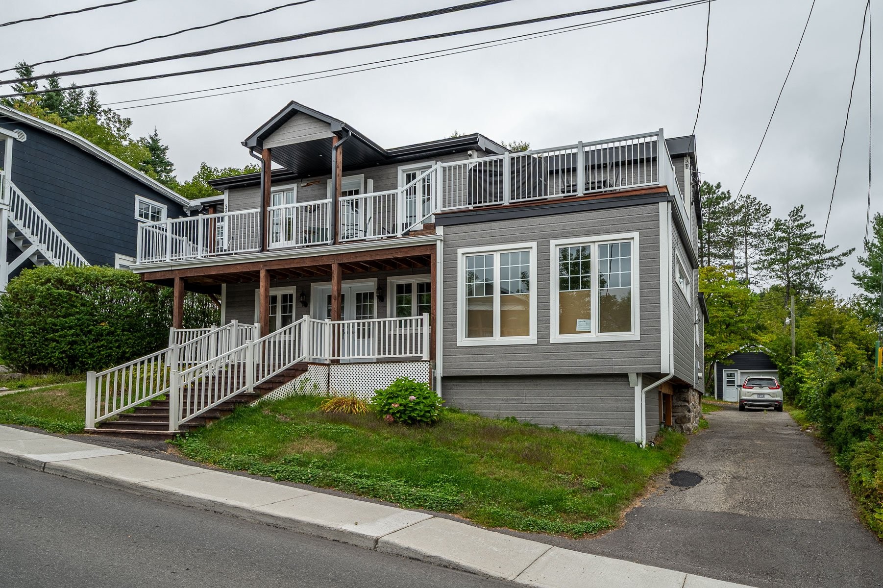 Façade - 39 Rue Morin, Sainte-Adèle, QC