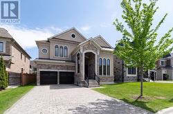 15 LITTLE CELESTE COURT Vaughan, ON L6A 4Z7