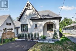 281 ELMWOOD AVENUE Fort Erie (Crystal Beach), ON L0S 1B0