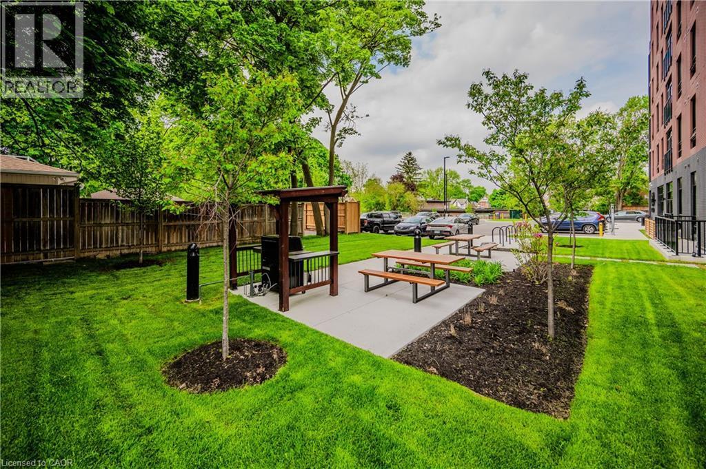 Amenity - Courtyard & Community BBQ - 24 Union Street E Unit# 103, Waterloo, ON