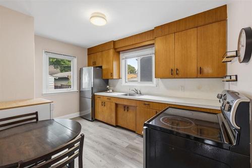 795 Lorette Avenue, Winnipeg, MB 