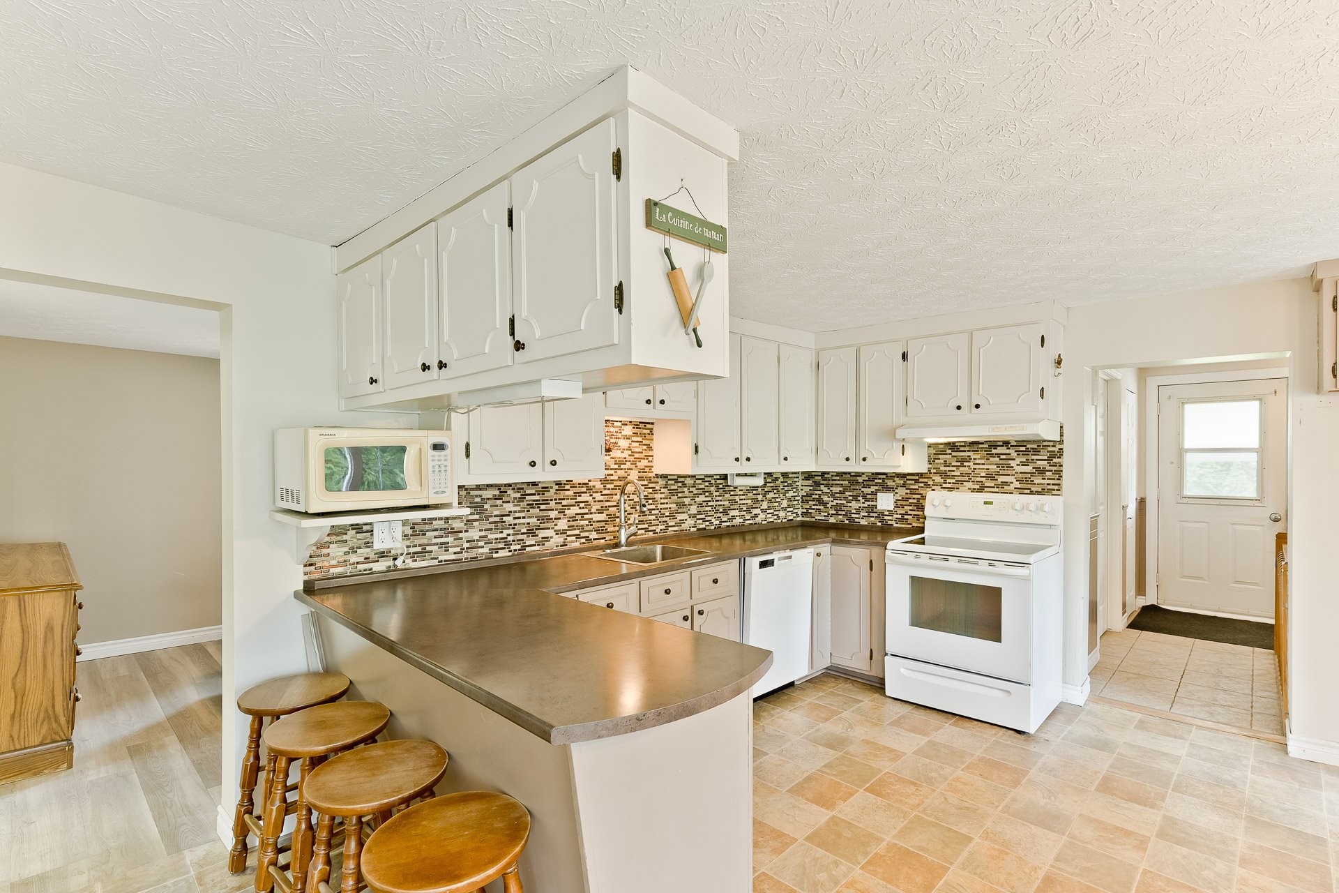 Kitchen - 146 Rue Therrien, Saint-François-Xavier-De-Brompton, QC