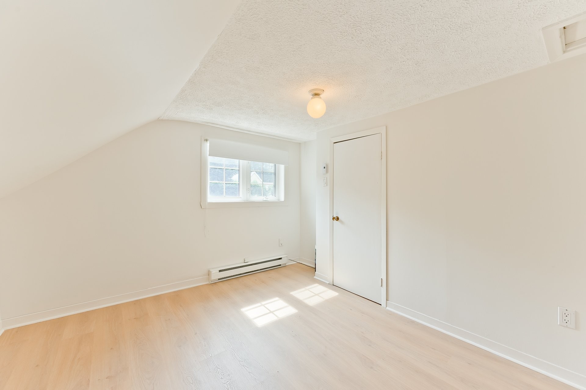 Bedroom - 146 Rue Therrien, Saint-François-Xavier-De-Brompton, QC