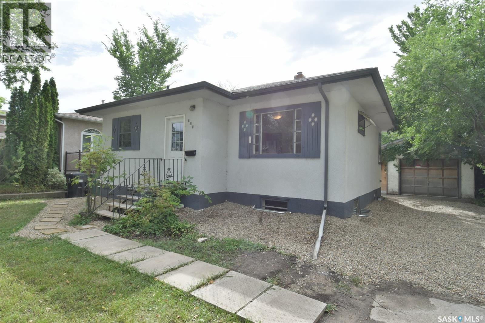 109 108Th Street W, Saskatoon, SK