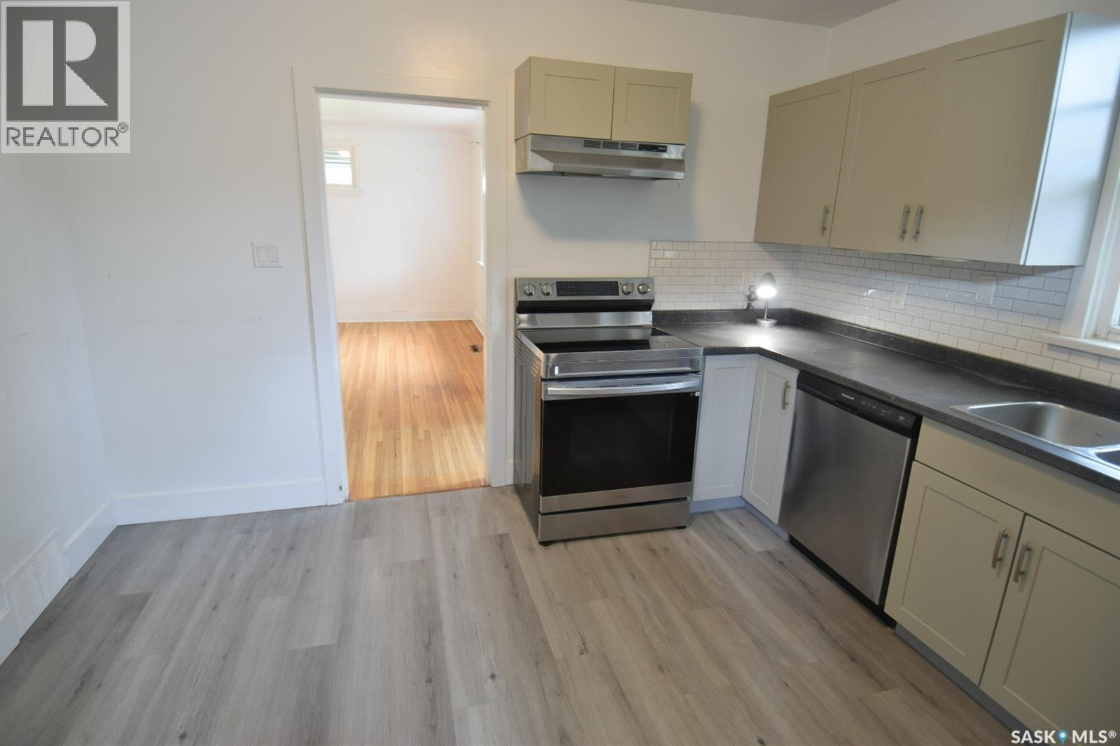 109 108Th Street W, Saskatoon, SK