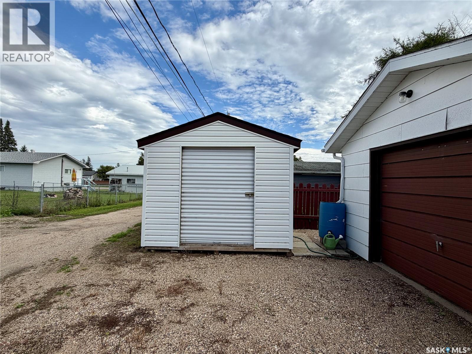 110 Railway Avenue E, Shellbrook, SK