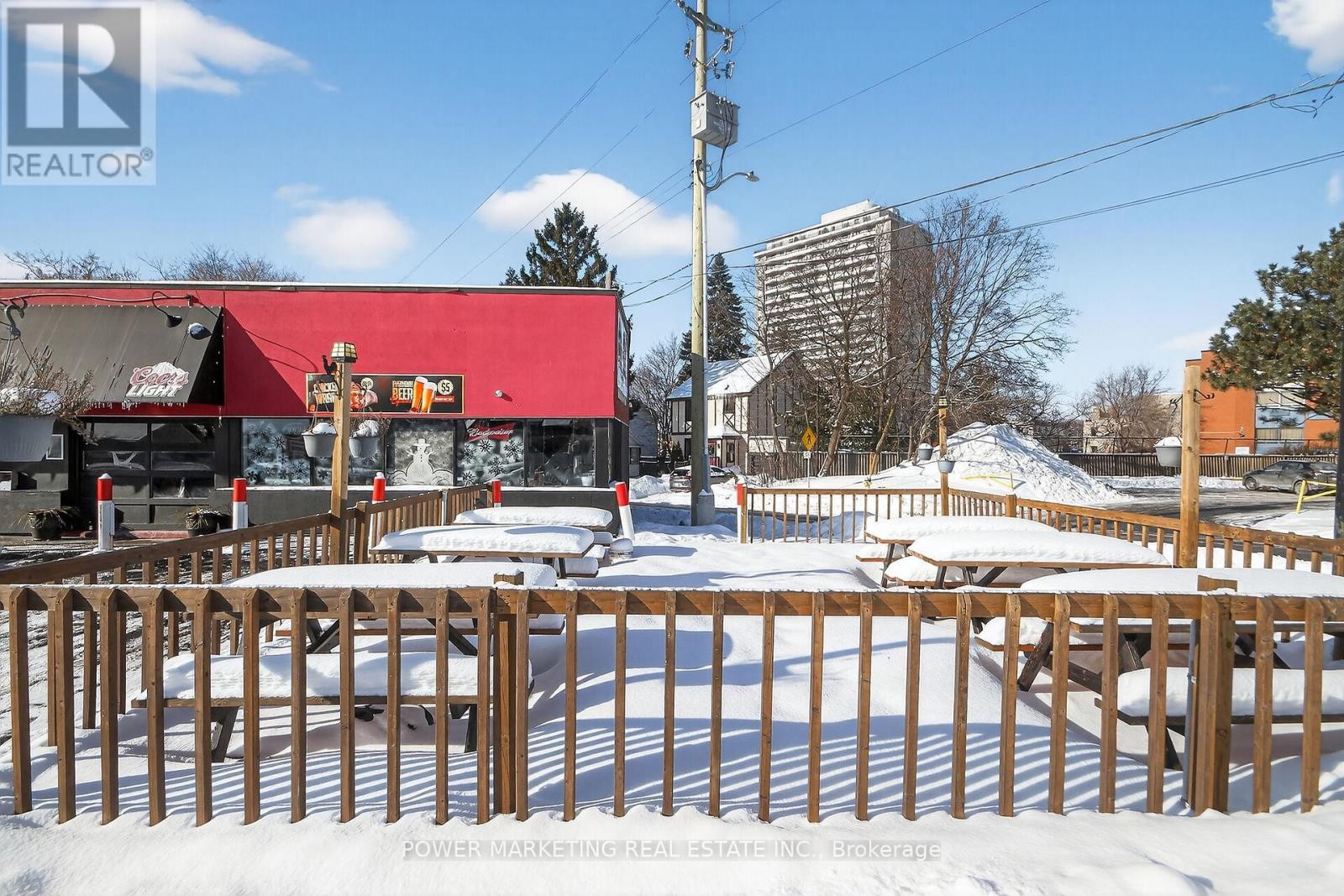 858 Merivale Road, Ottawa, ON