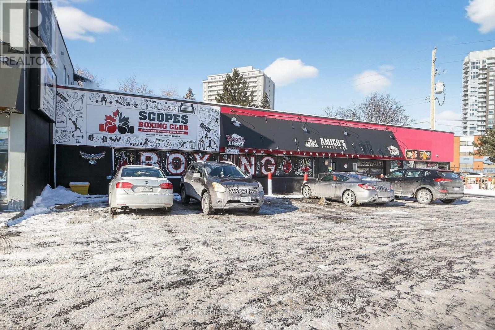 858 Merivale Road, Ottawa, ON