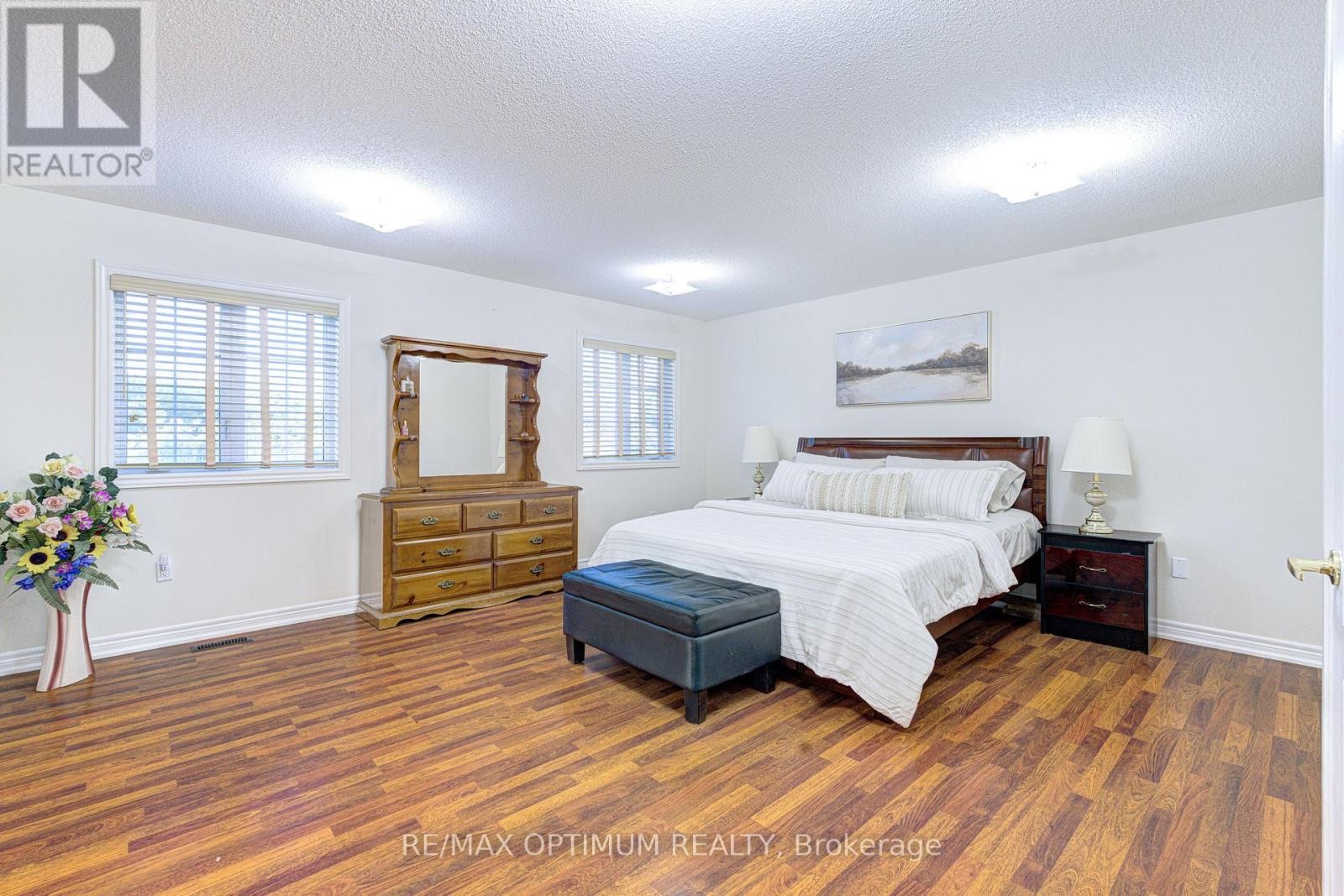 54 Midcrest Circle, Brampton, ON
