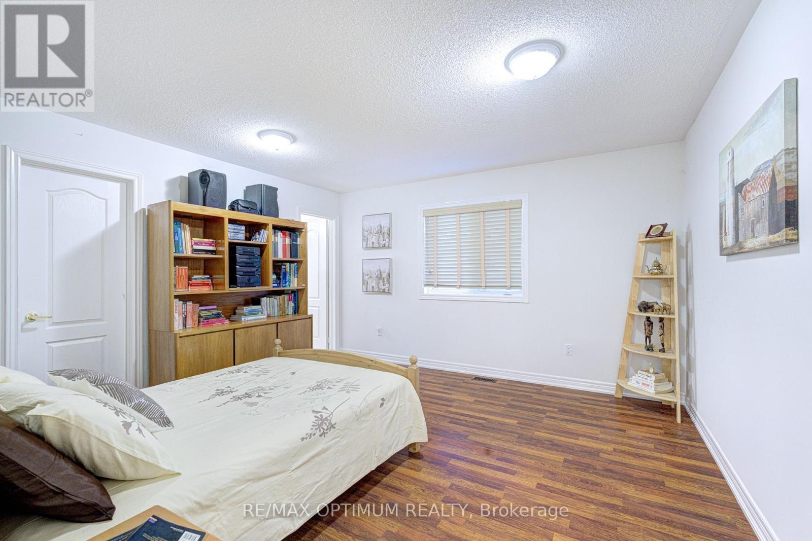 54 Midcrest Circle, Brampton, ON