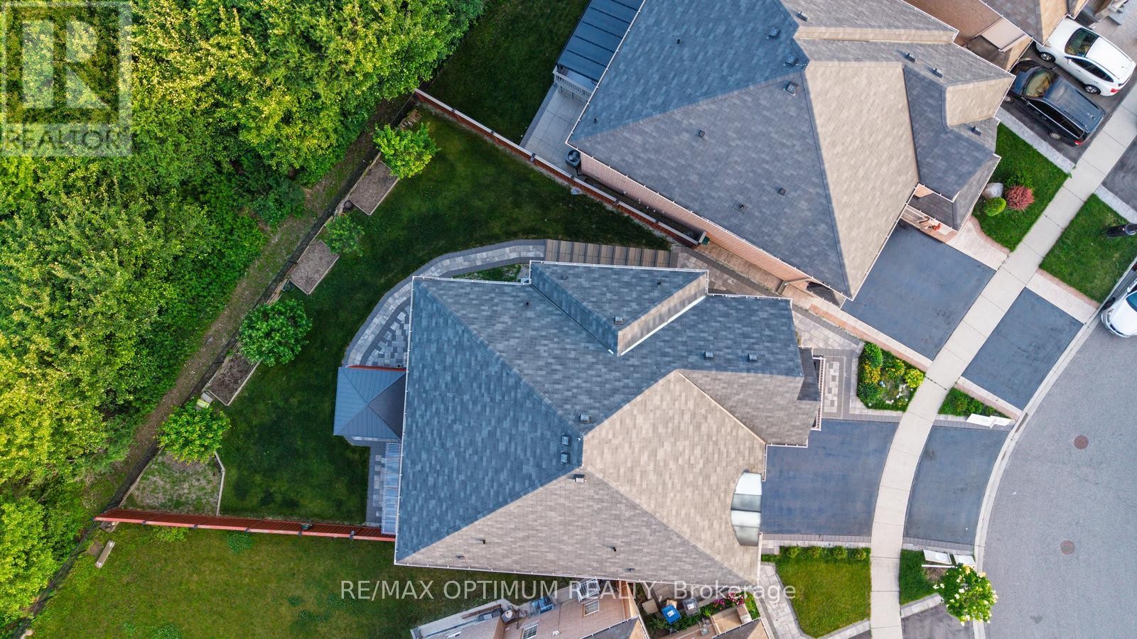 54 Midcrest Circle, Brampton, ON