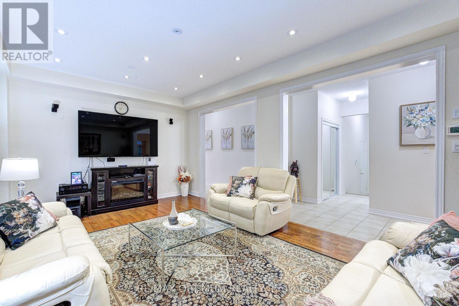 54 Midcrest Circle, Brampton, ON