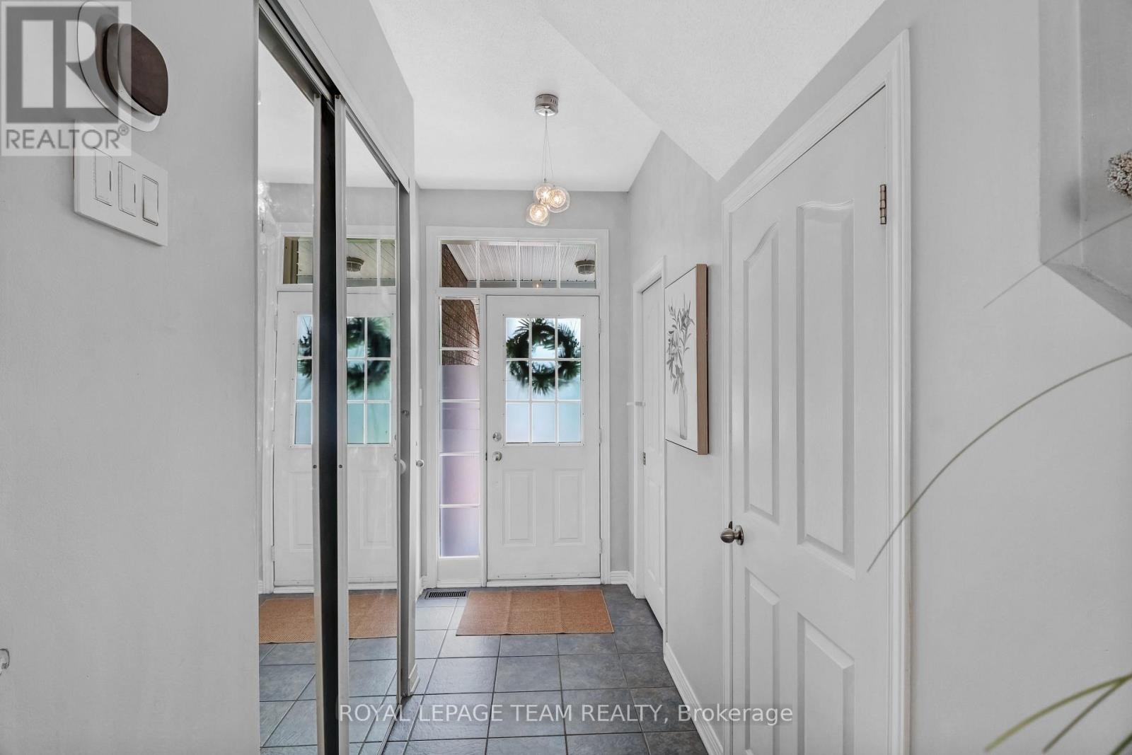 74 Milner Downs Crescent, Ottawa, ON