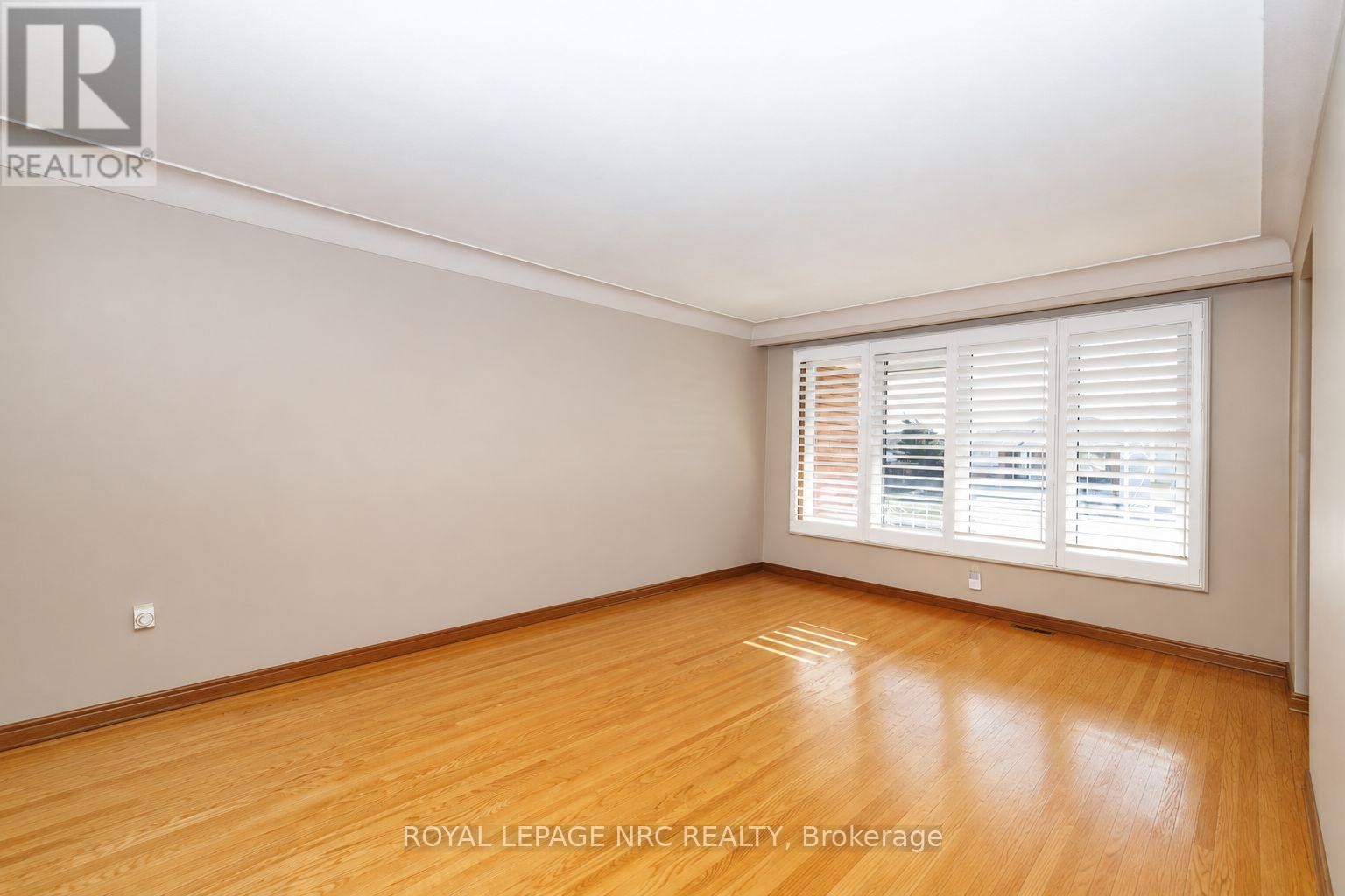 38 Rivercrest Road, Hamilton (Riverdale), ON
