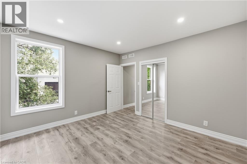 98 Duke Street Unit# 2Nd, Hamilton, ON