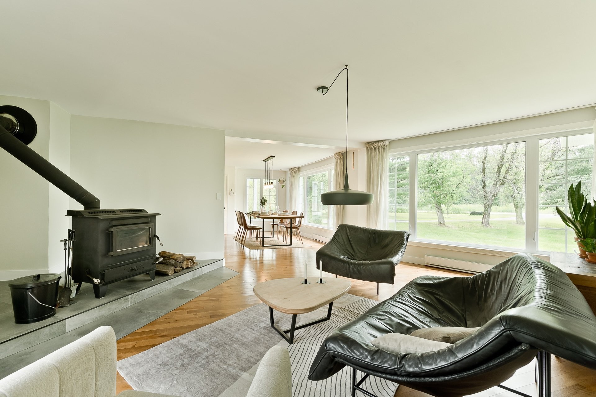 Living Room - 5893 Ch. De Ste-Catherine, Sherbrooke (Brompton/Rock Forest/Saint-Élie/Deauville), QC