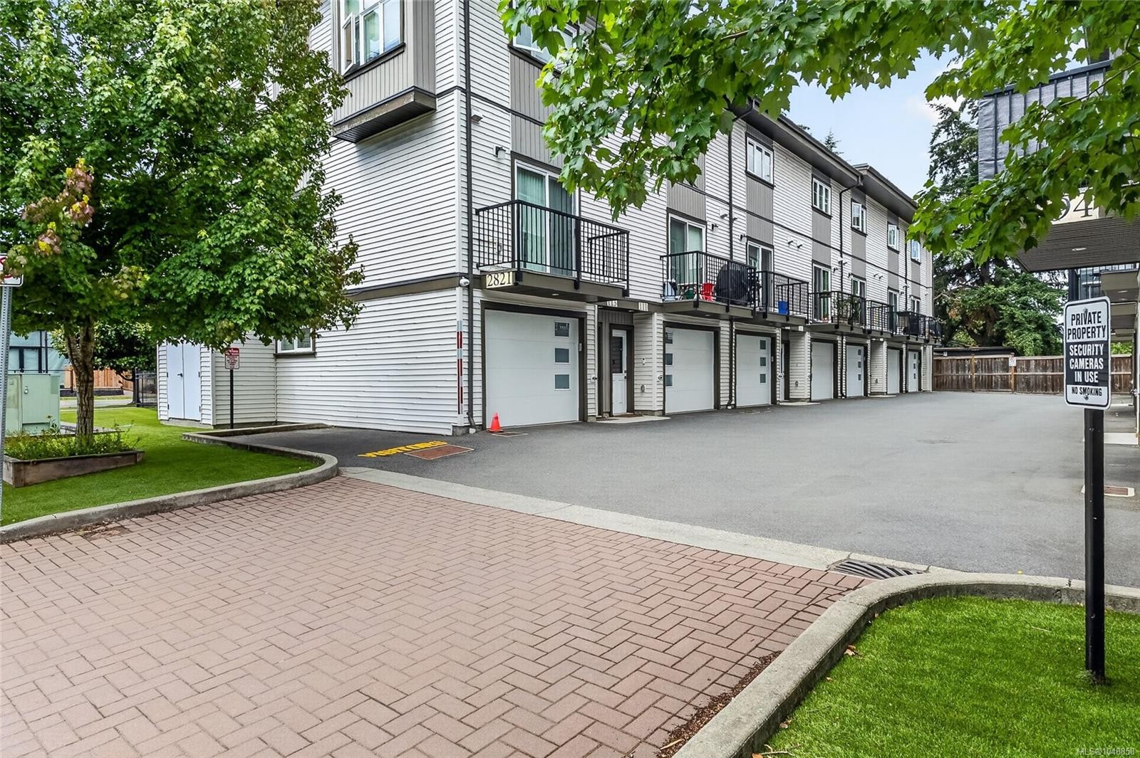 #105-2821 Jacklin Rd, Langford, BC