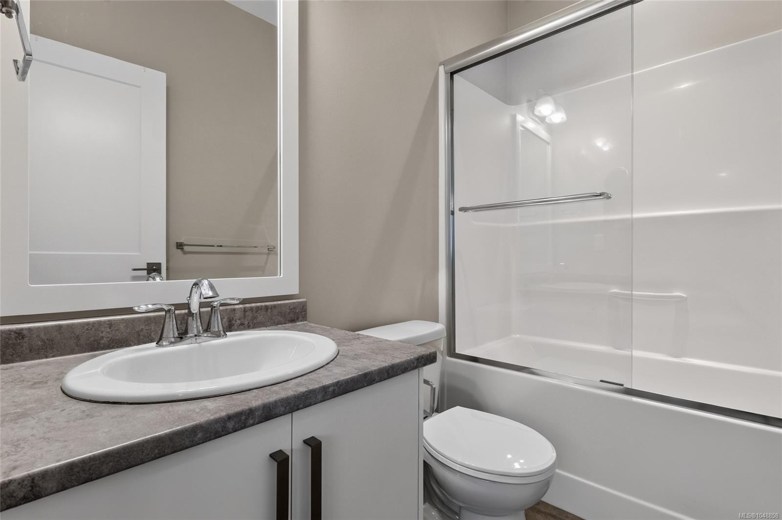 #105-2821 Jacklin Rd, Langford, BC