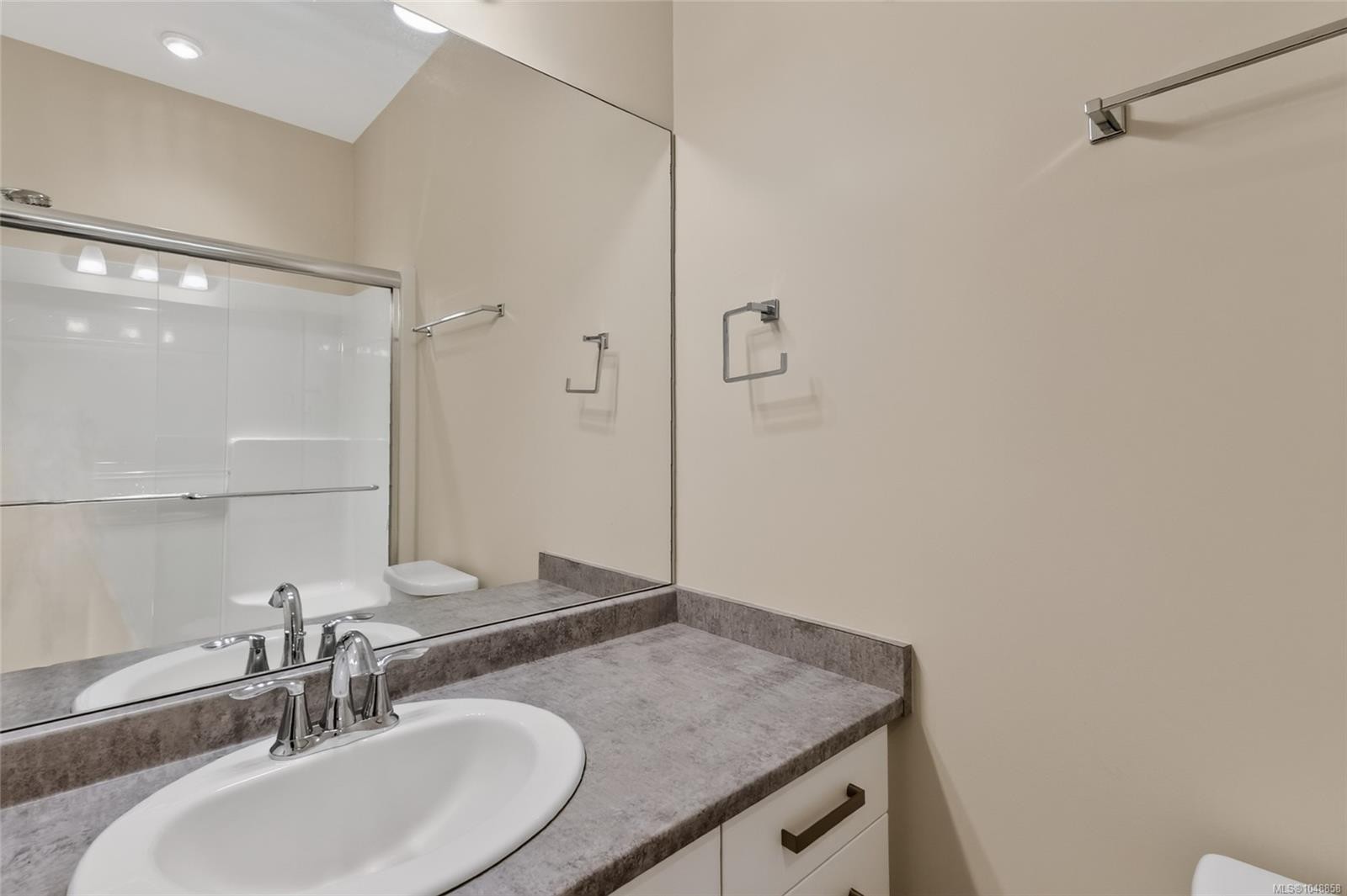 #105-2821 Jacklin Rd, Langford, BC