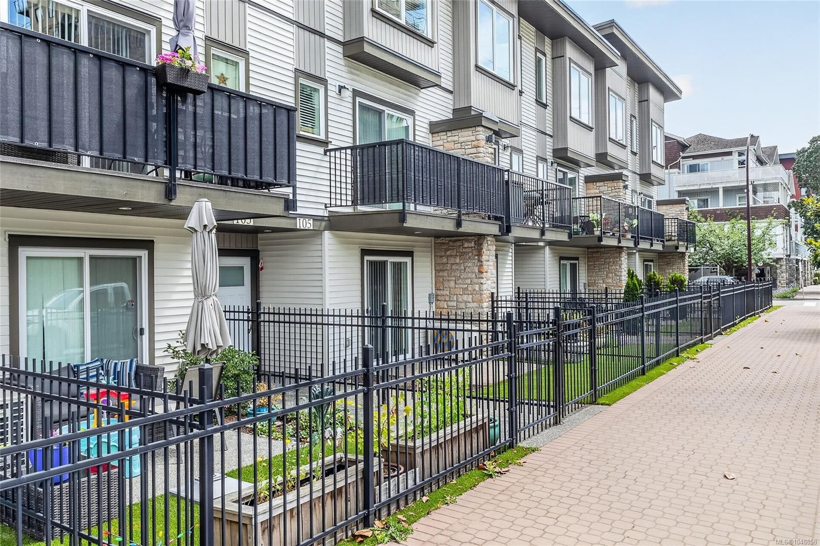 #105-2821 Jacklin Rd, Langford, BC