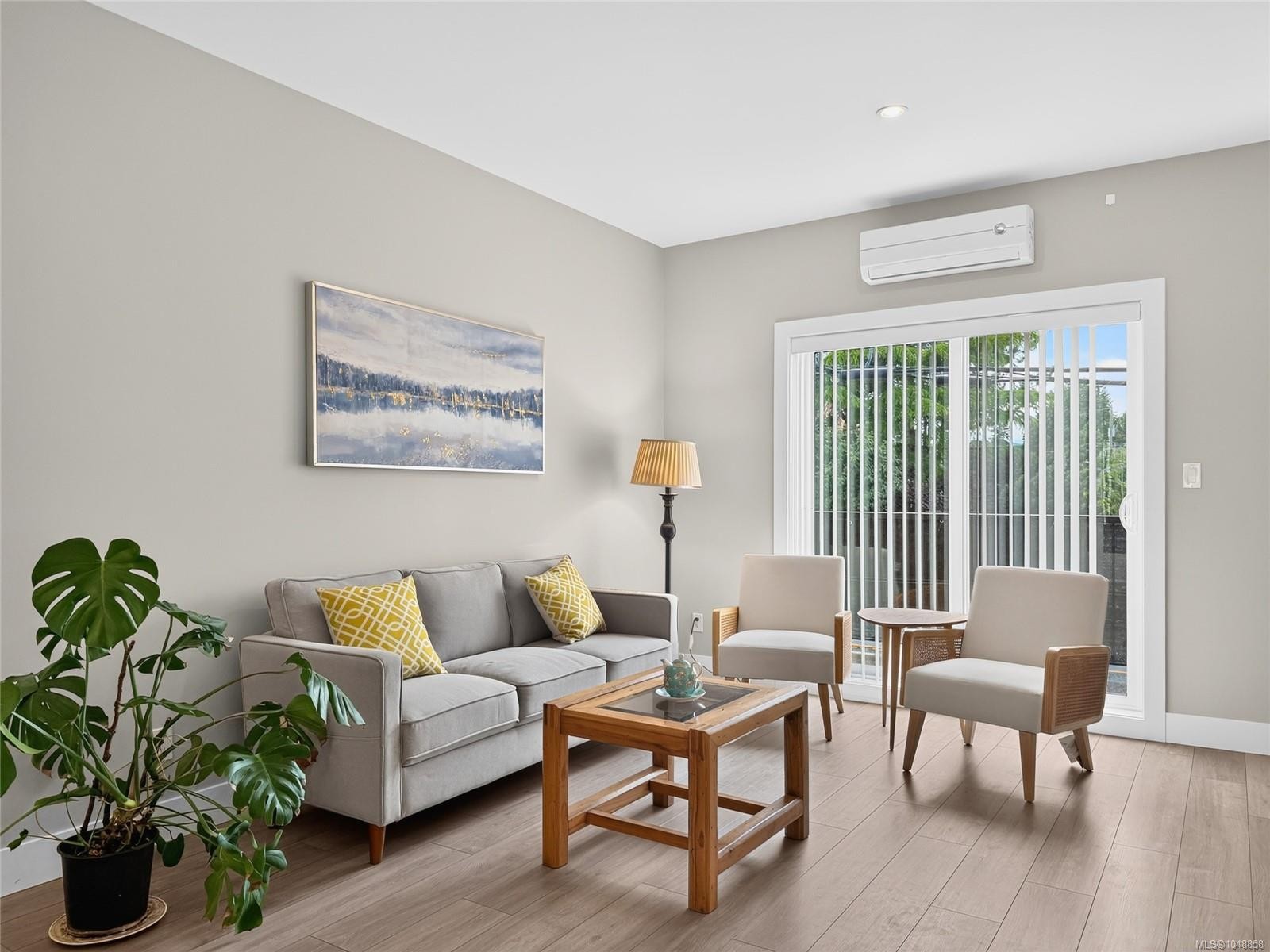 #105-2821 Jacklin Rd, Langford, BC