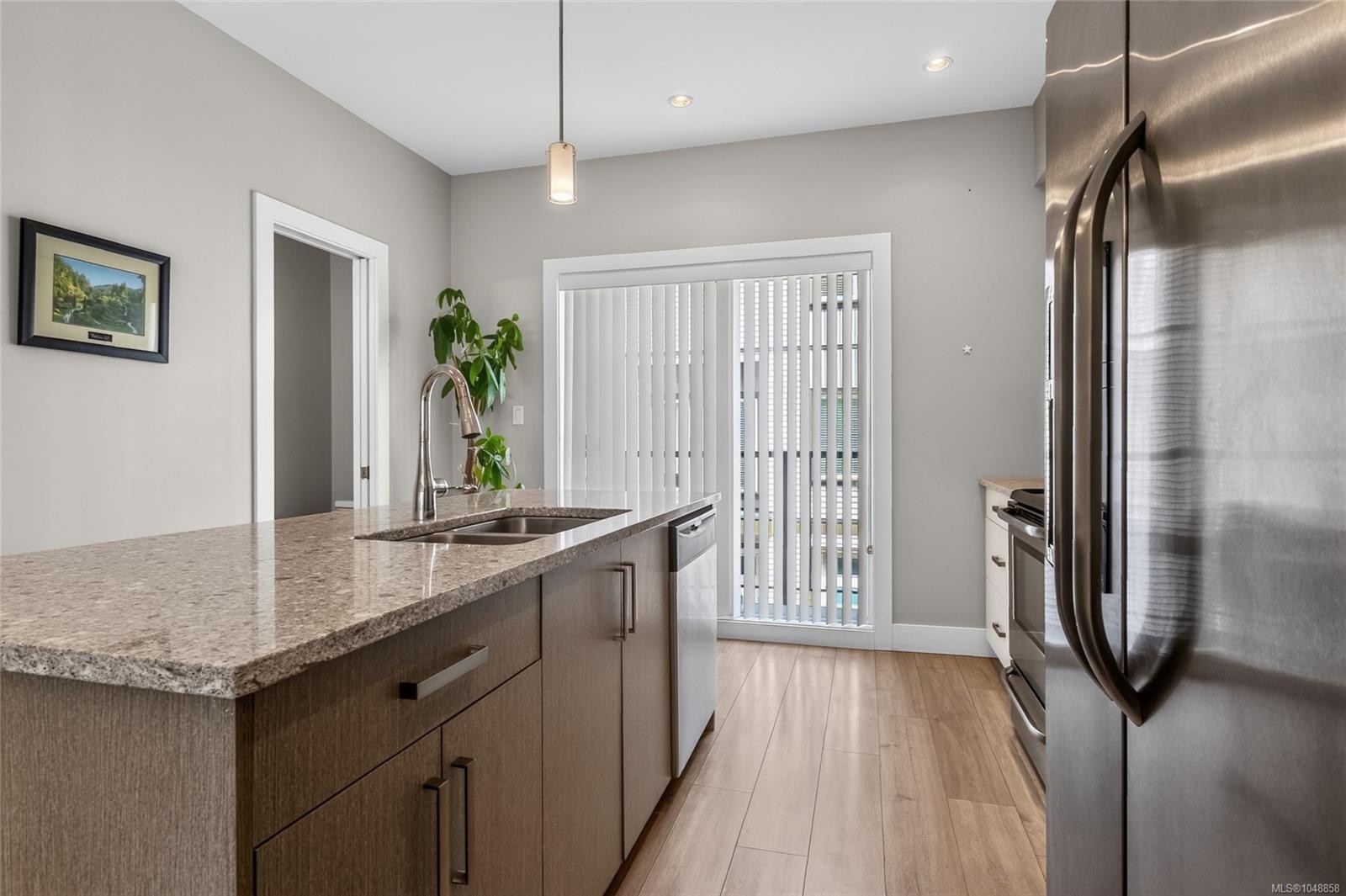 #105-2821 Jacklin Rd, Langford, BC