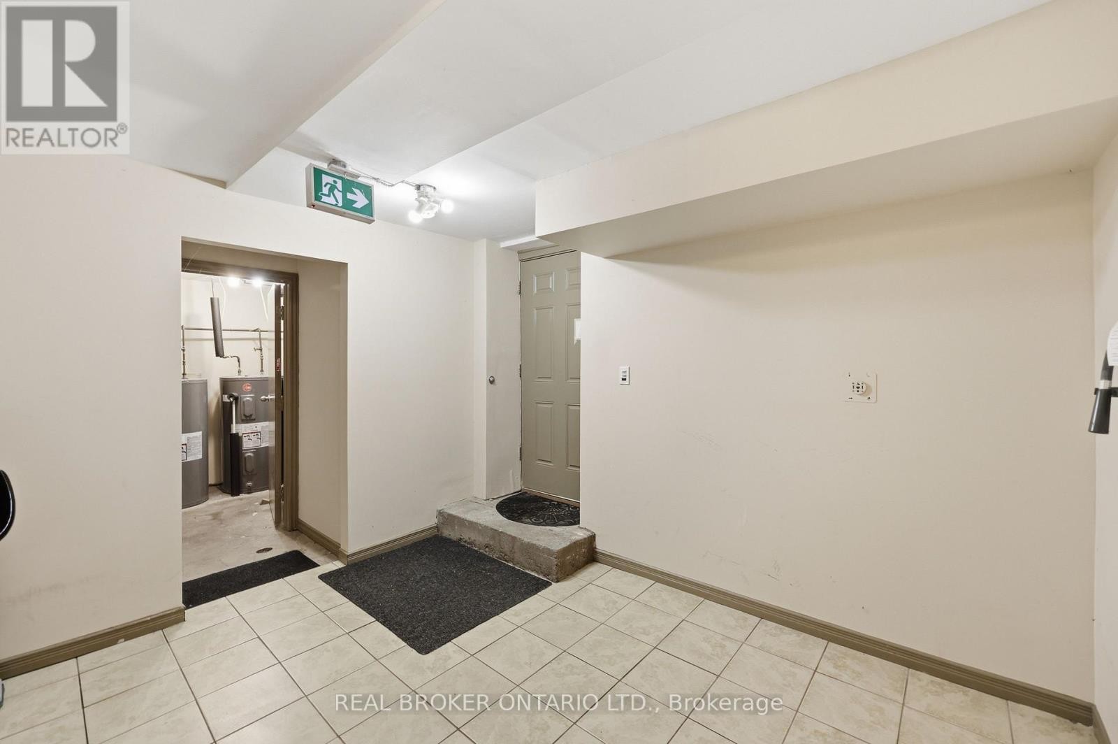 98 Duke Street, Hamilton, ON