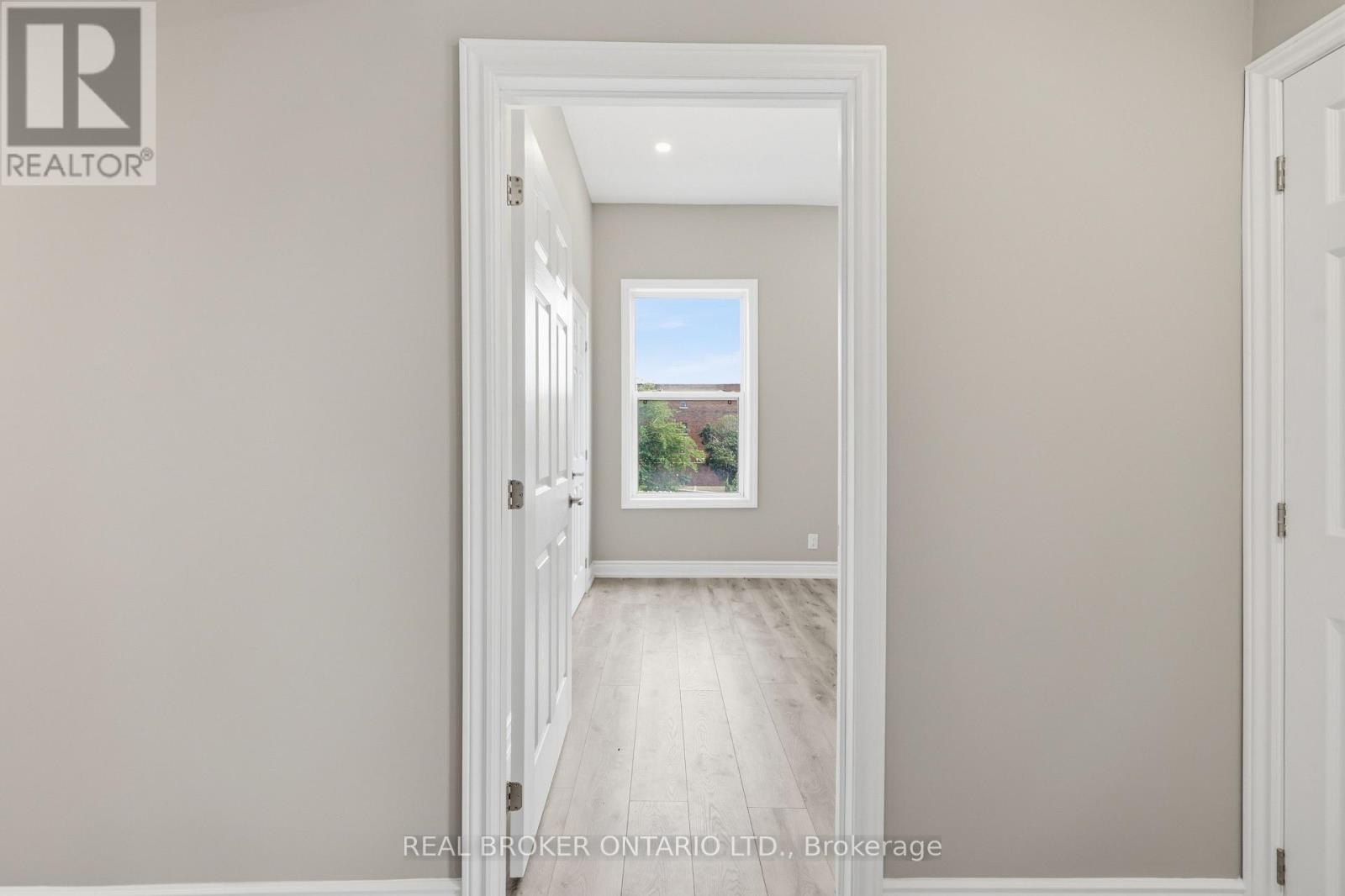 98 Duke Street, Hamilton, ON