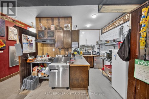 1523 Main Street E, Hamilton, ON 