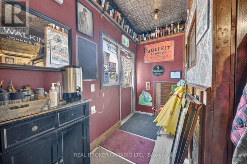 1523 Main Street E, Hamilton, ON 