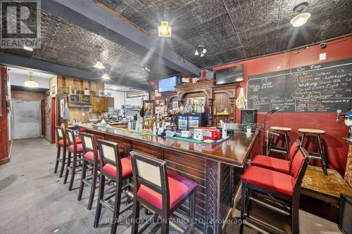 1523 Main Street E, Hamilton, ON 