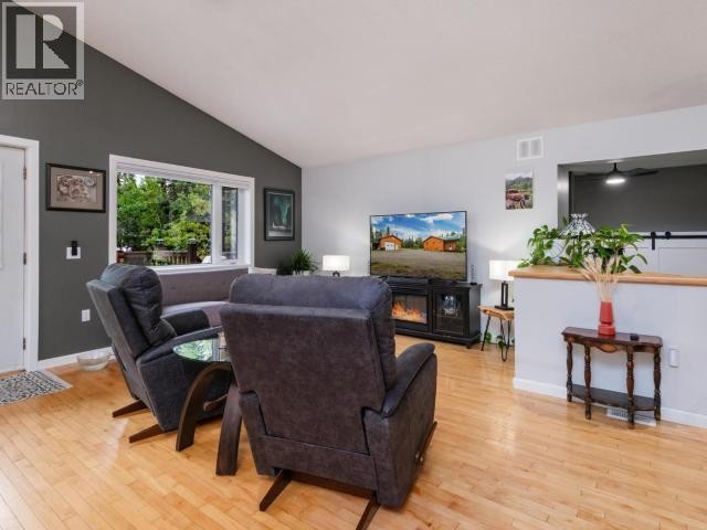 25 Blaker Place, Whitehorse, YT
