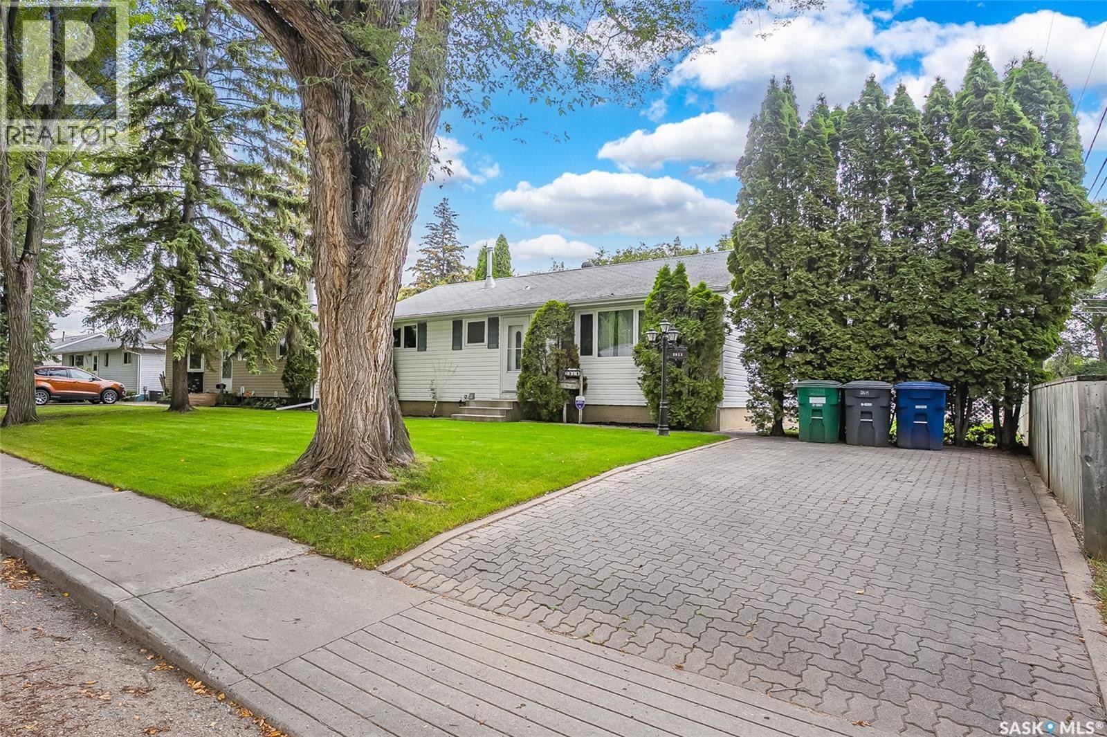 2814 21St Street W, Saskatoon, SK