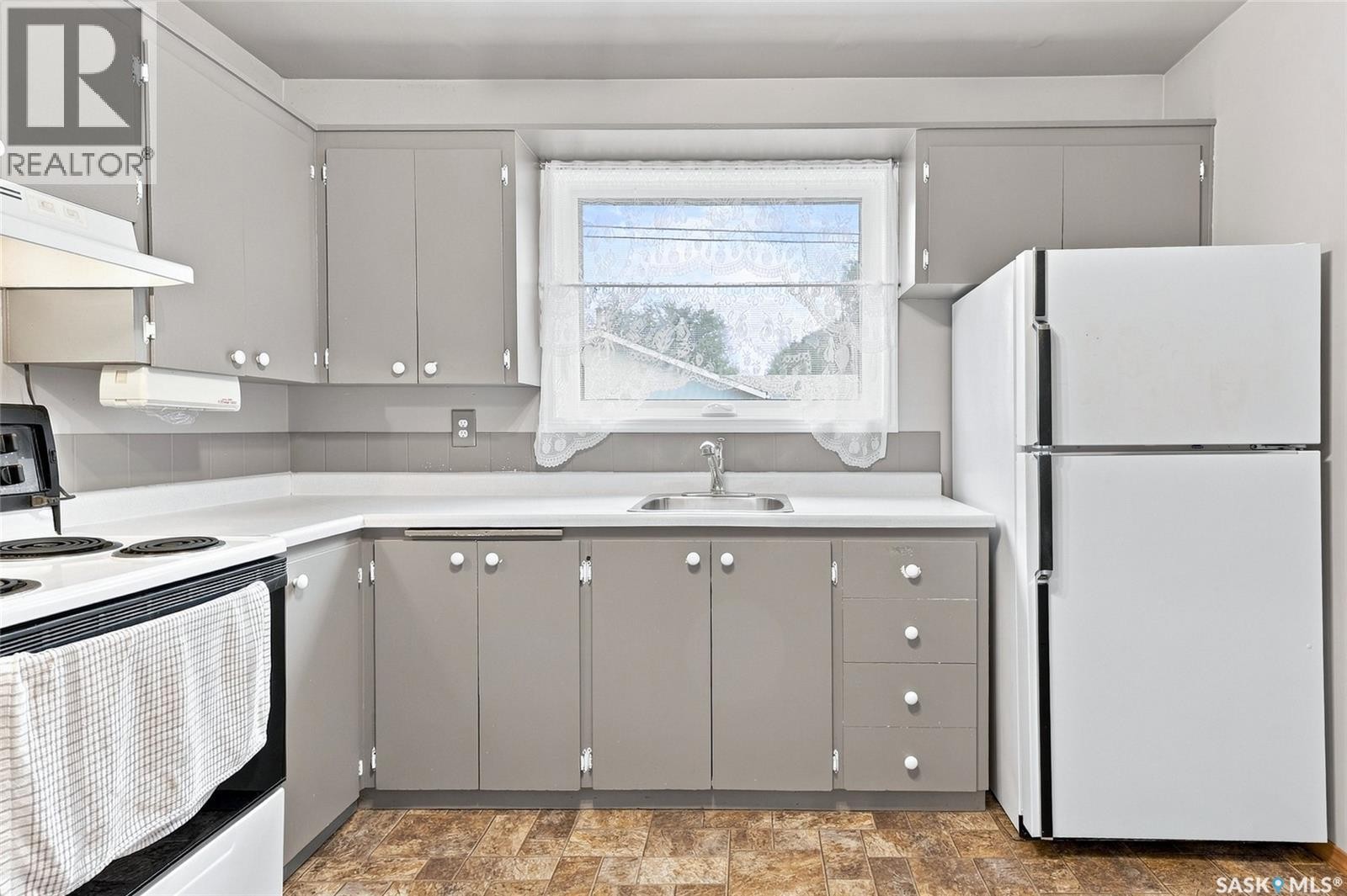 2814 21St Street W, Saskatoon, SK