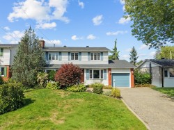 4327 Rue Juneau Montréal (Pierrefonds-Roxboro), QC H9H 2C8