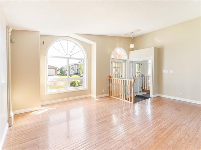 132 Foxwarren Dr, Winnipeg, MB