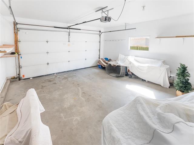 132 Foxwarren Dr, Winnipeg, MB